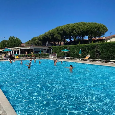 בית נופש Mobilehome P-dante *